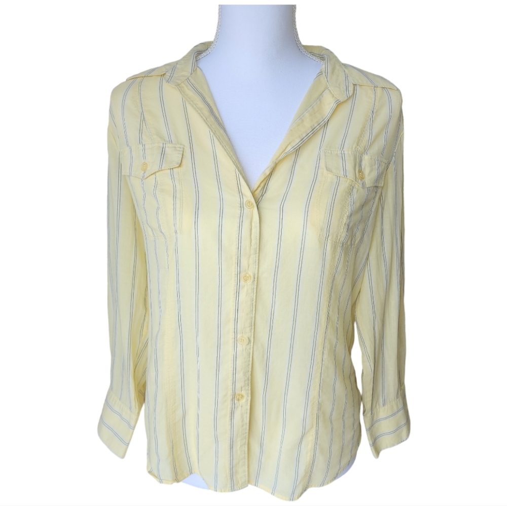 New York & Company Women's Collared Shirt, Front Button Down Closure, Si…